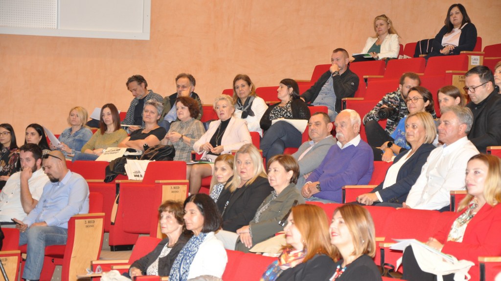 6 10 konferencija beskucnici 10