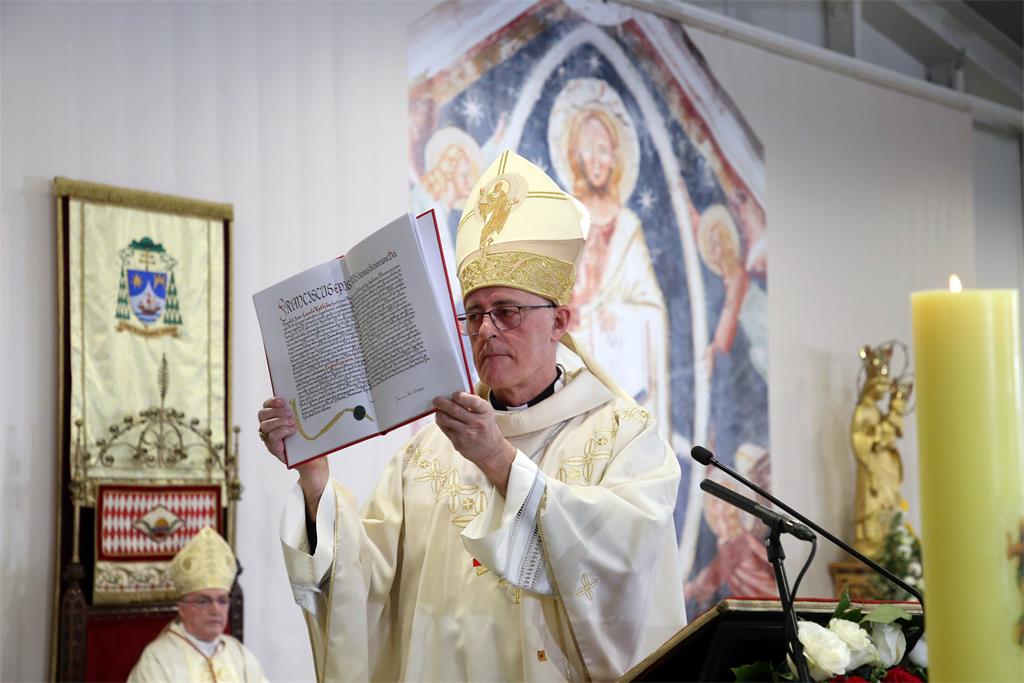 230429 Liturgijski početak službe zagrebačkog nadbiskupa mons. Dražena Kutleše 15