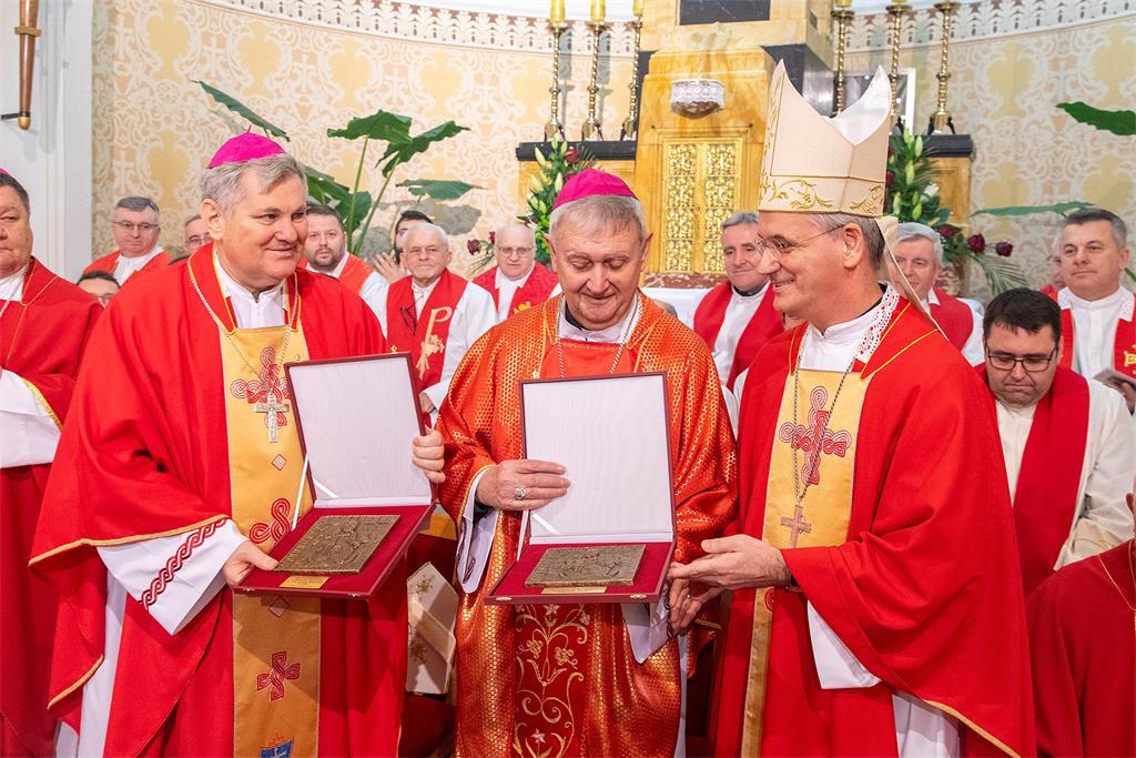 240206 25 godina biskupske službe Mrzljak i Košić 13