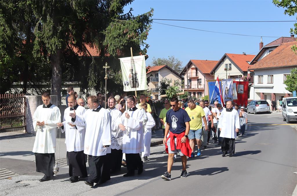 Nadbiskup Kutleša predvodio misno slavlje proslave 300. obljetnice Zavjetnog hodočašća vjernika grada Zagreba2023 15