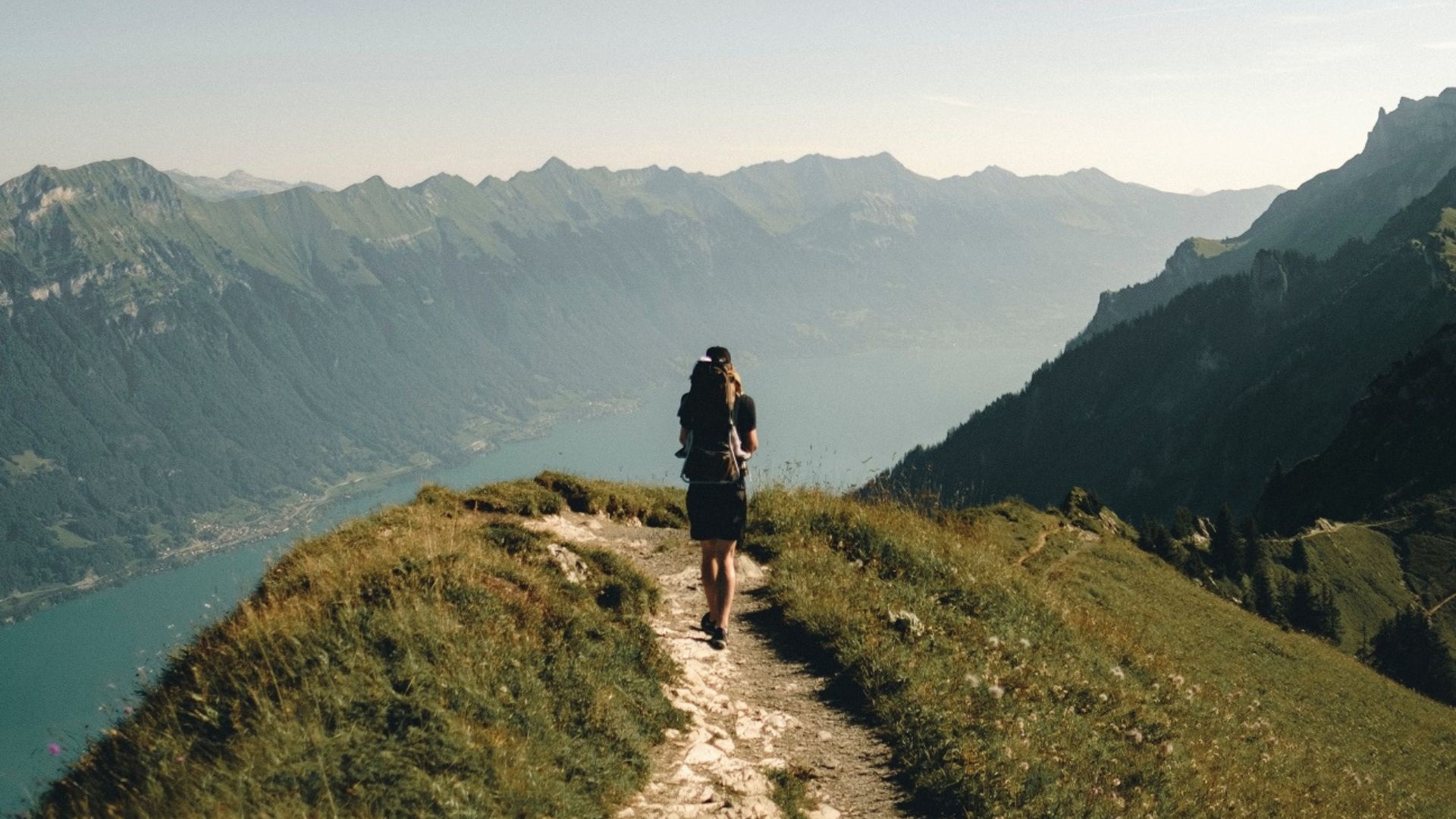 hiker planinarenje hodočašće pilgrimage naslovna