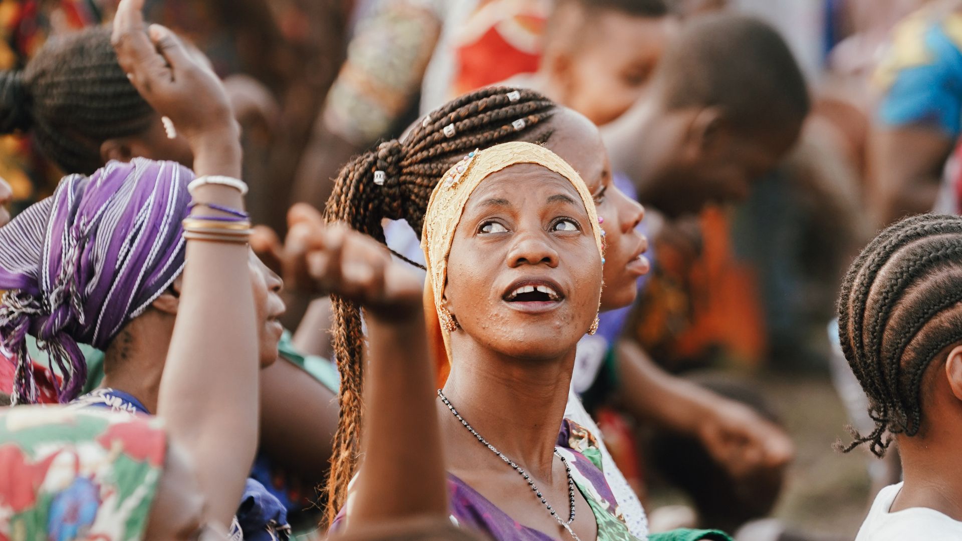 tanzanija mladi unsplash naslovna