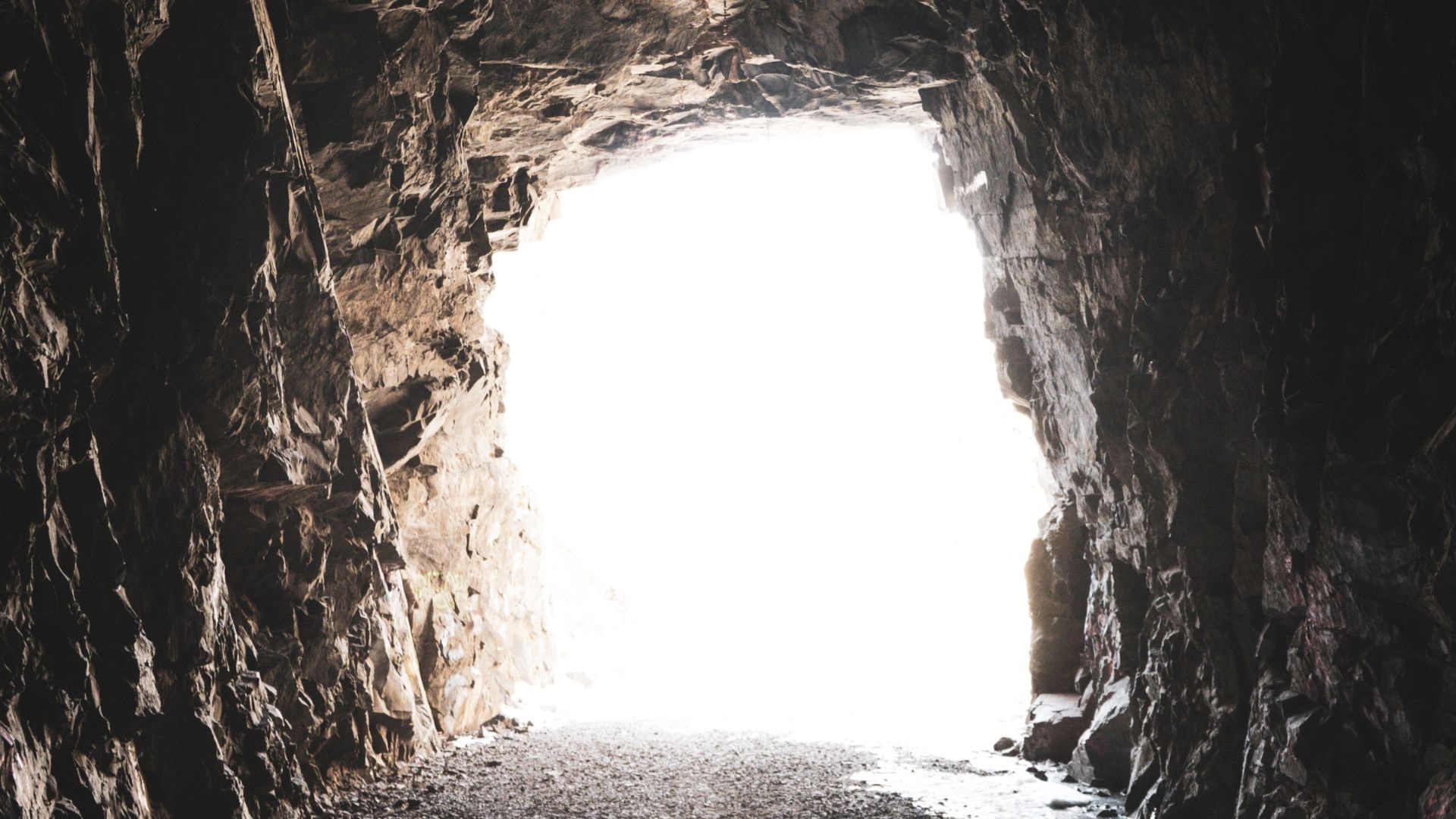 špilja svjetlo cave light unsplash naslovna